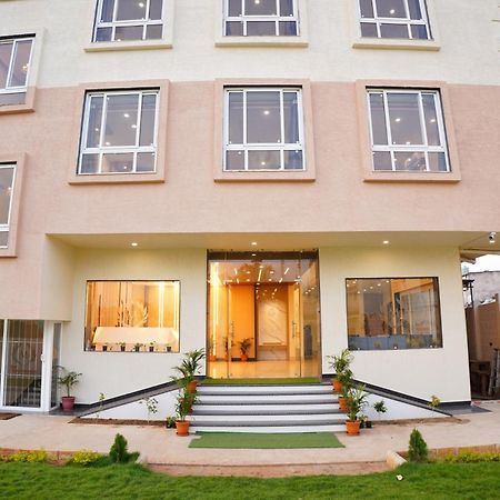 Hotel The Marutinandan Grand Deoghar Esterno foto